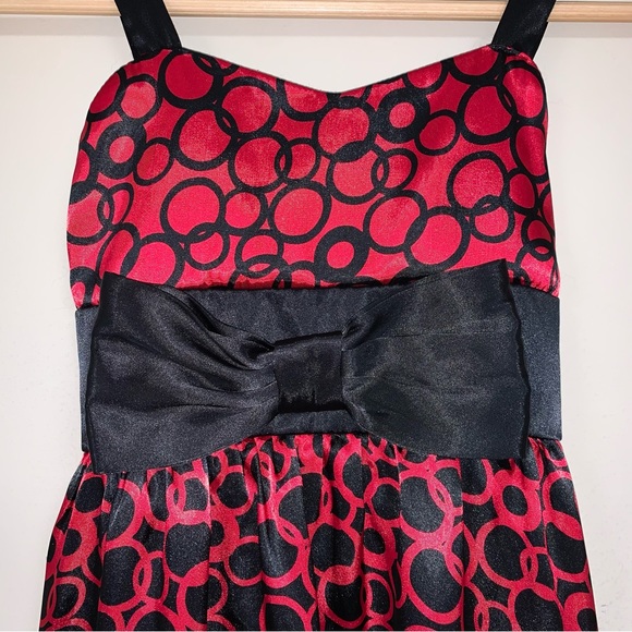 Red Black Girls’ Satin Dress Circle Pattern 6-7 Summer Sundress Bow - Picture 3 of 11